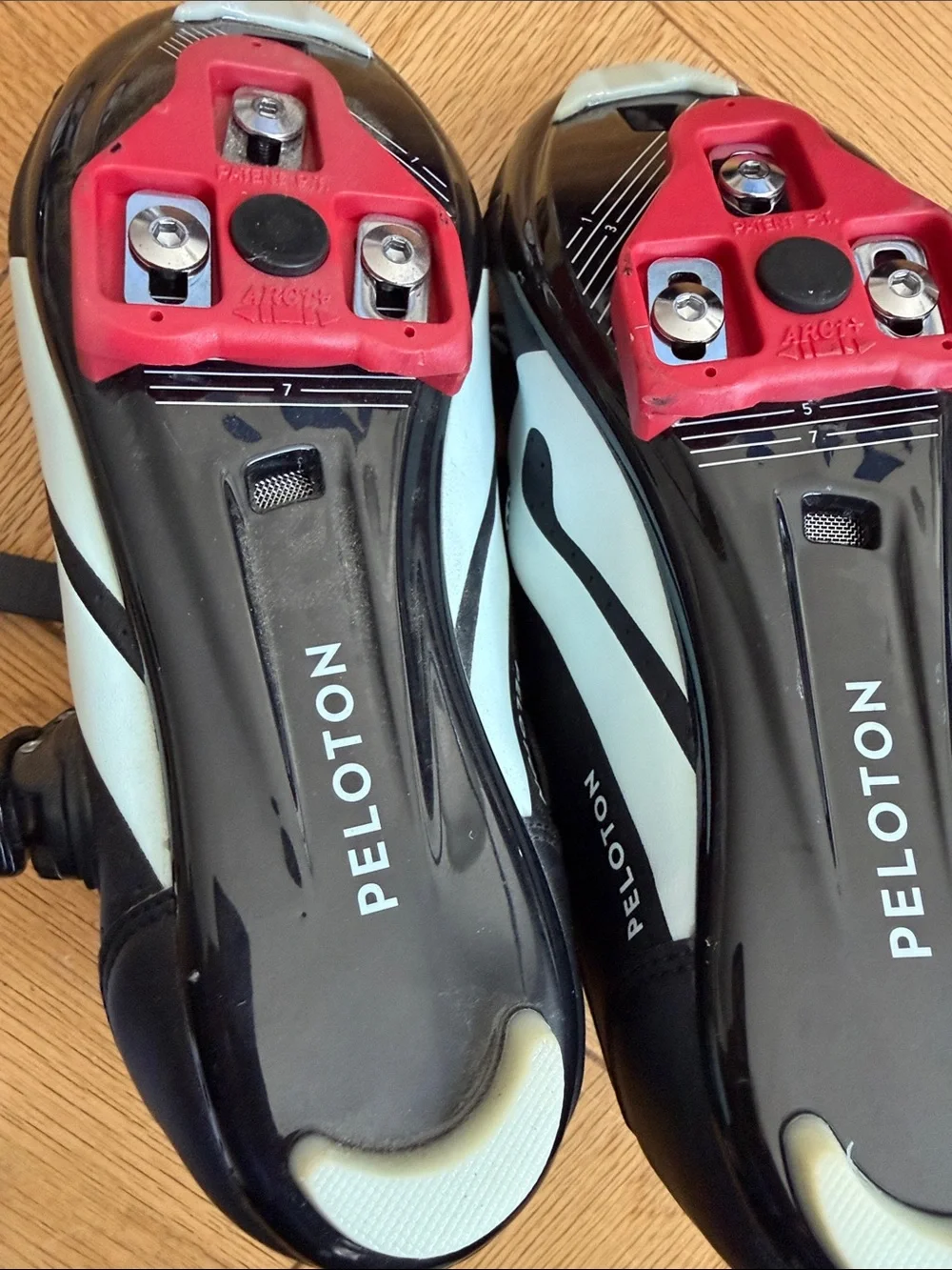Peleton Cycling Shoes. New. Worn 1x Size 40